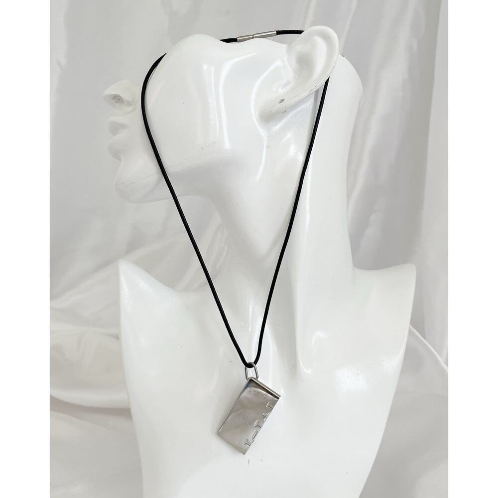 HERMÈS Symbole Amour Pendant Necklace Leather Pre Owned